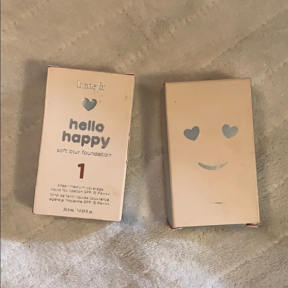 Hello happy soft blur foundation